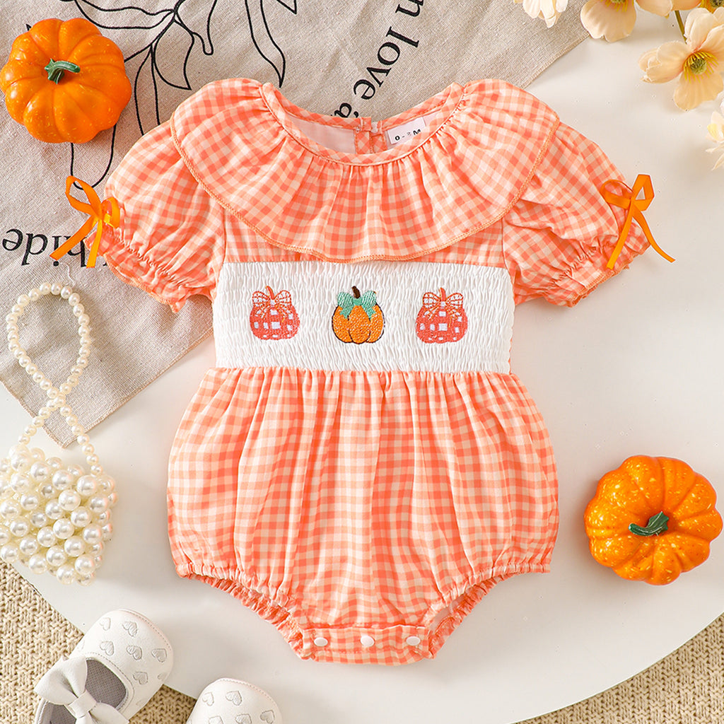 Niedlicher orange karierter Strampler mit Puffärmeln und Kürbisstickerei für Baby-Mädchen, Ganzkörper-Outfit für Neugeborene und monatliche Ausflüge